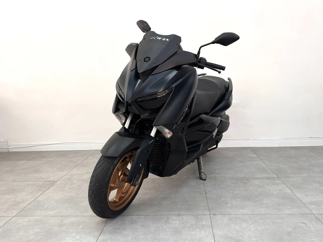 YAMAHA XMAX ABS