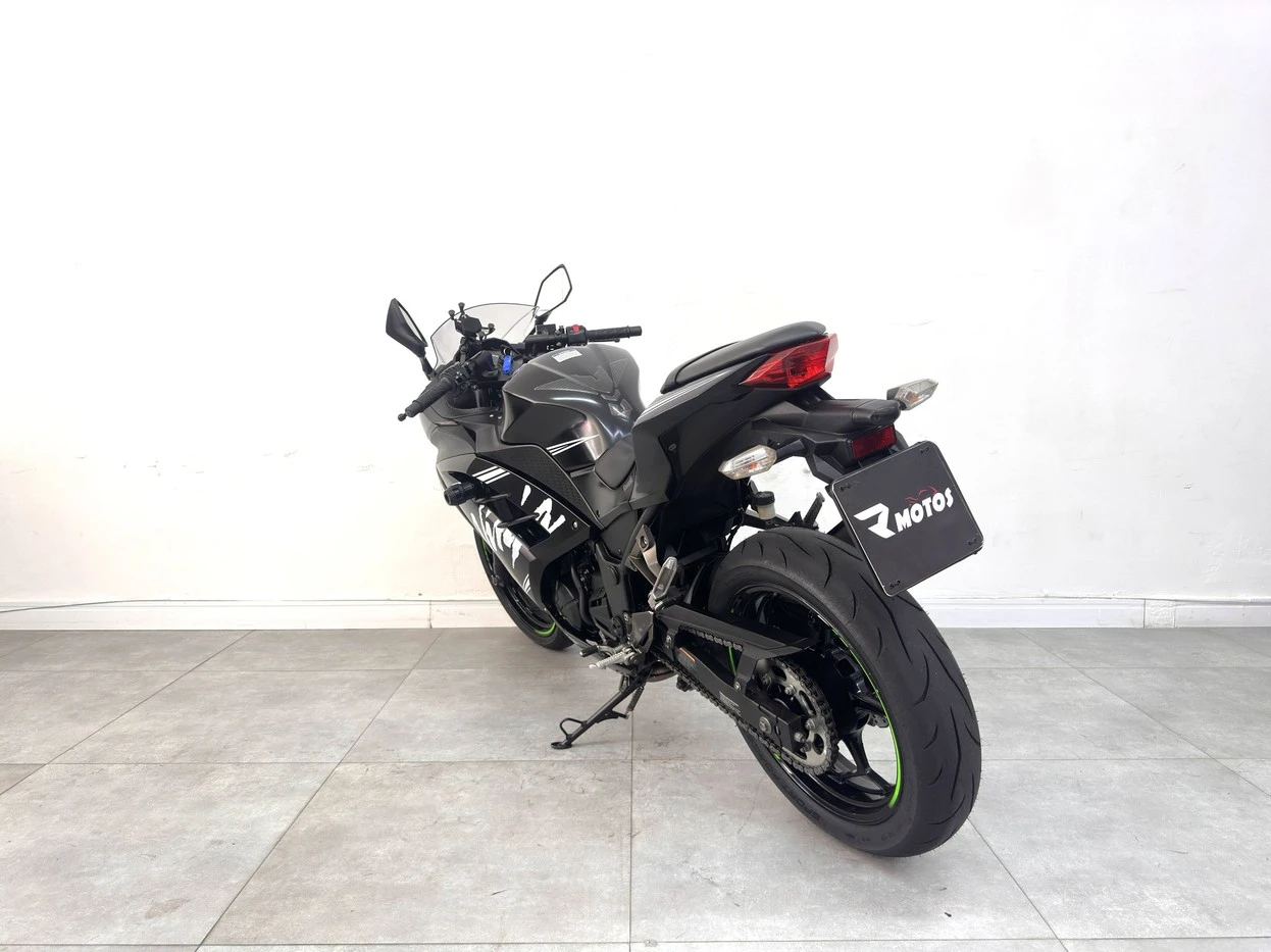 KAWASAKI NINJA 300 ABS