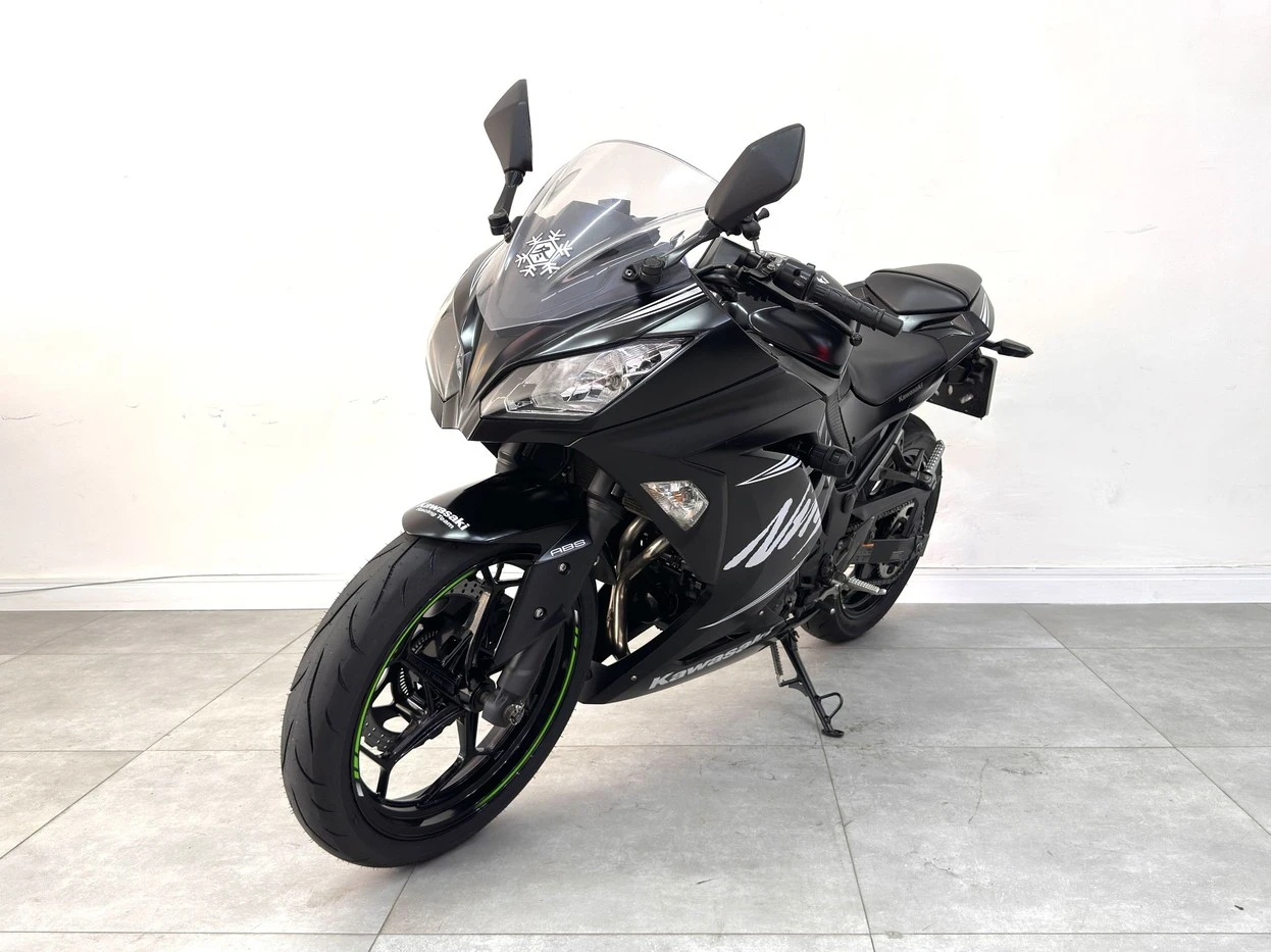 KAWASAKI NINJA 300 ABS