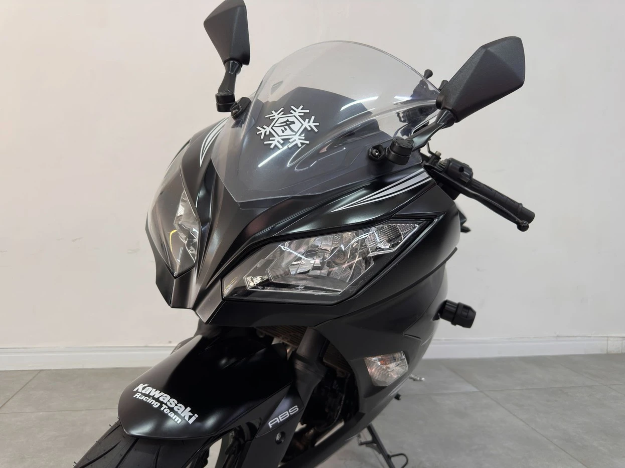 KAWASAKI NINJA 300 ABS