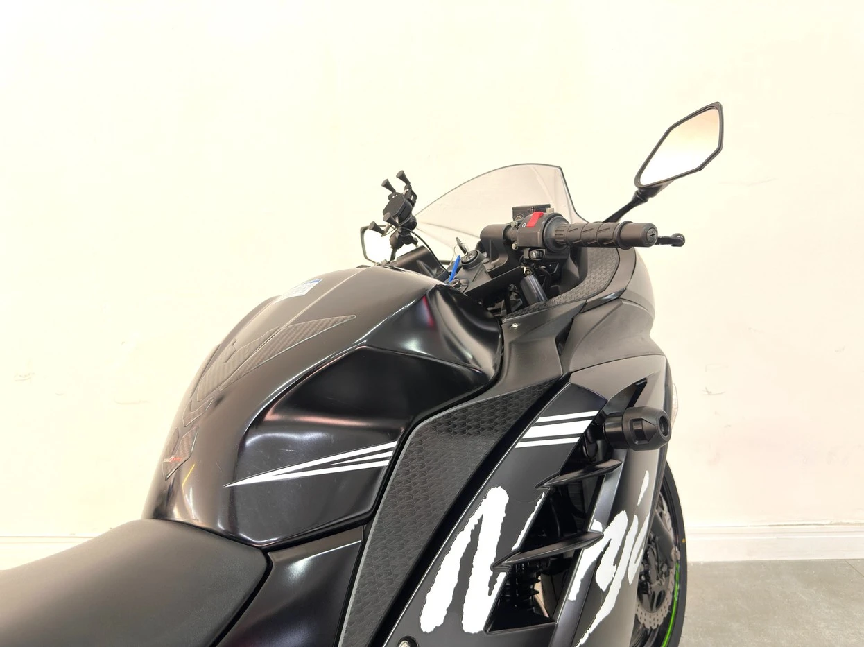 KAWASAKI NINJA 300 ABS