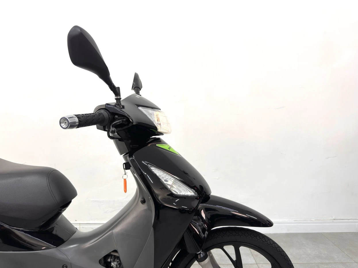 HONDA BIZ 125 +