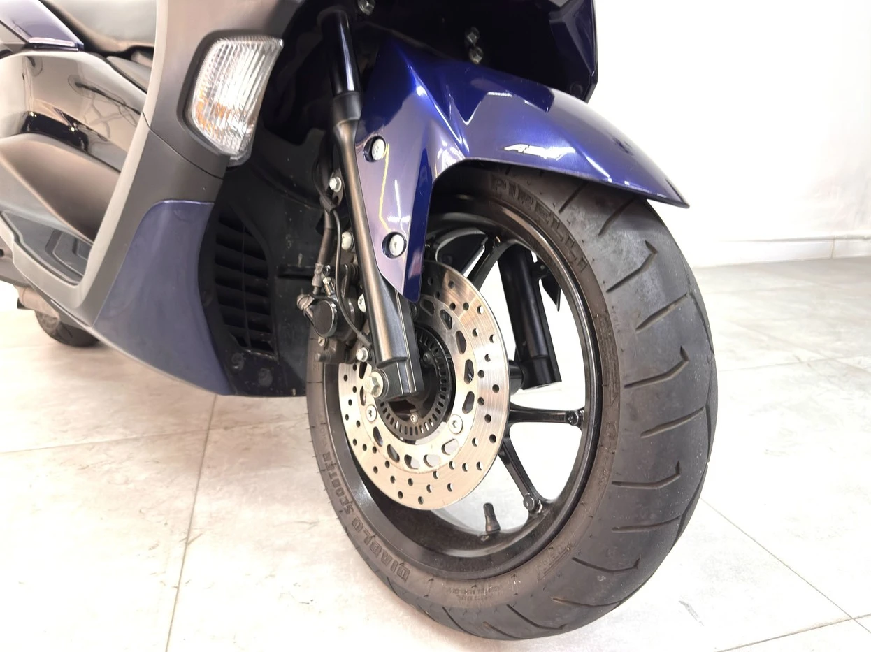 YAMAHA NMAX CONNECTED 160 ABS