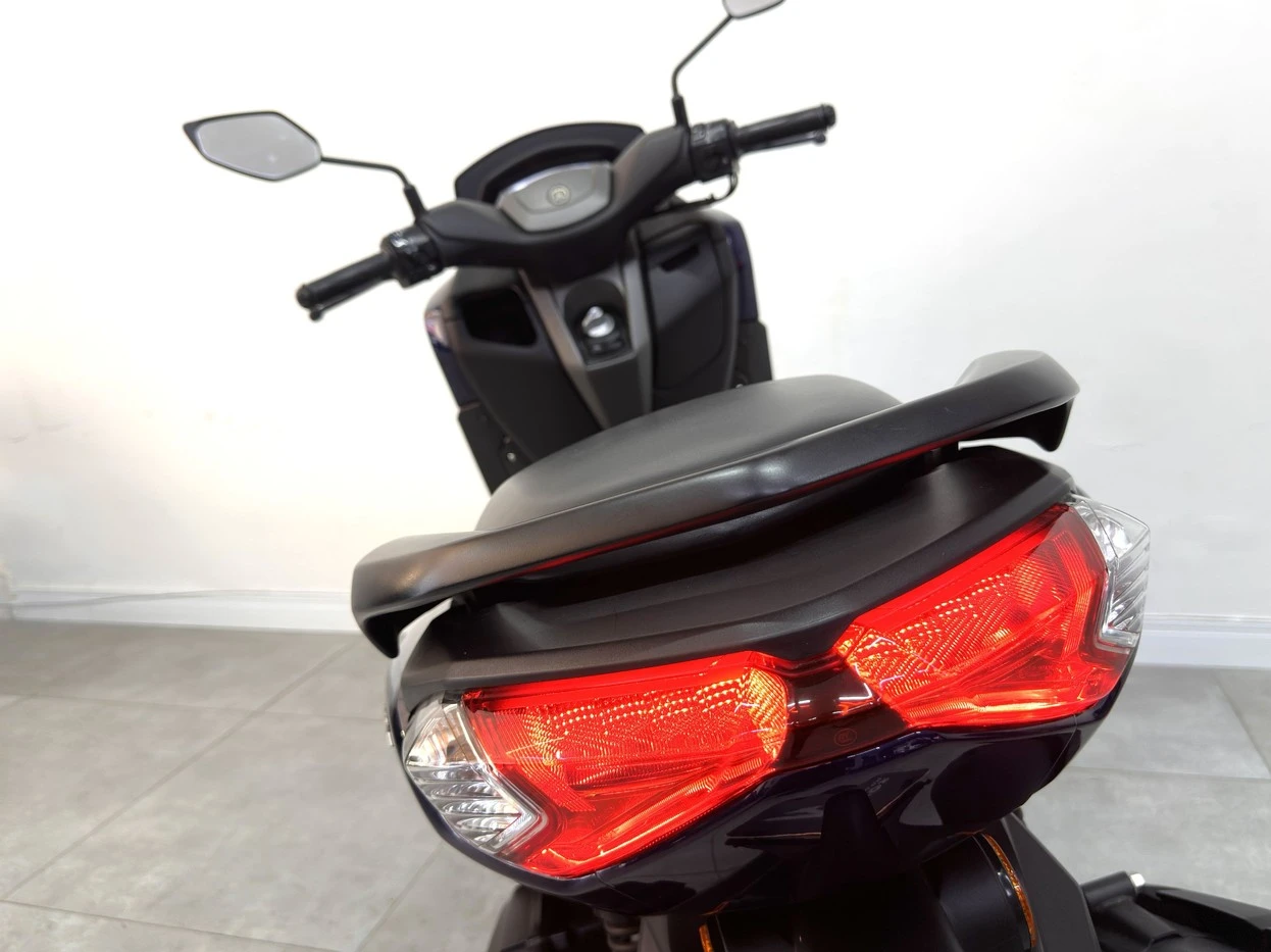 YAMAHA NMAX CONNECTED 160 ABS