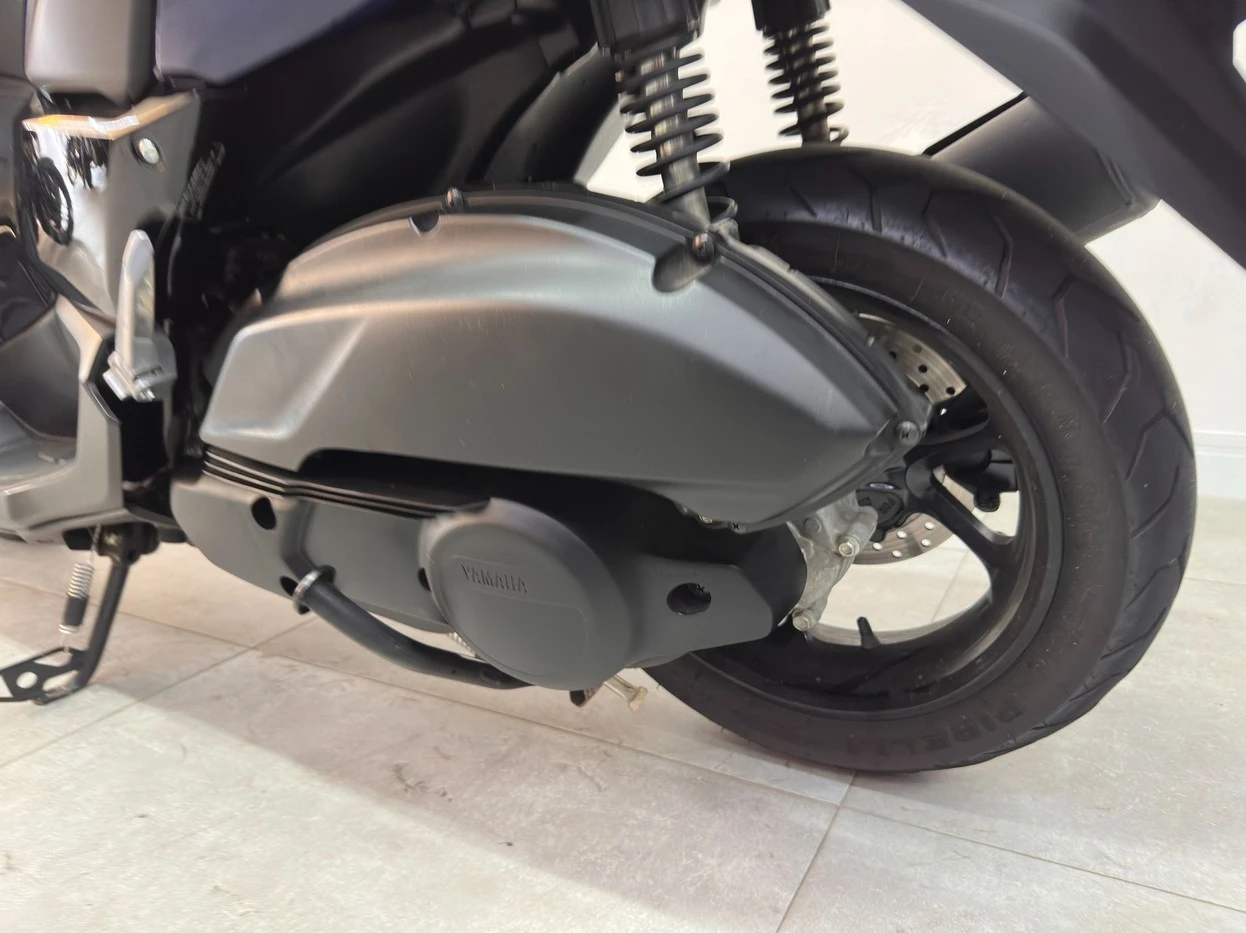 YAMAHA NMAX CONNECTED 160 ABS