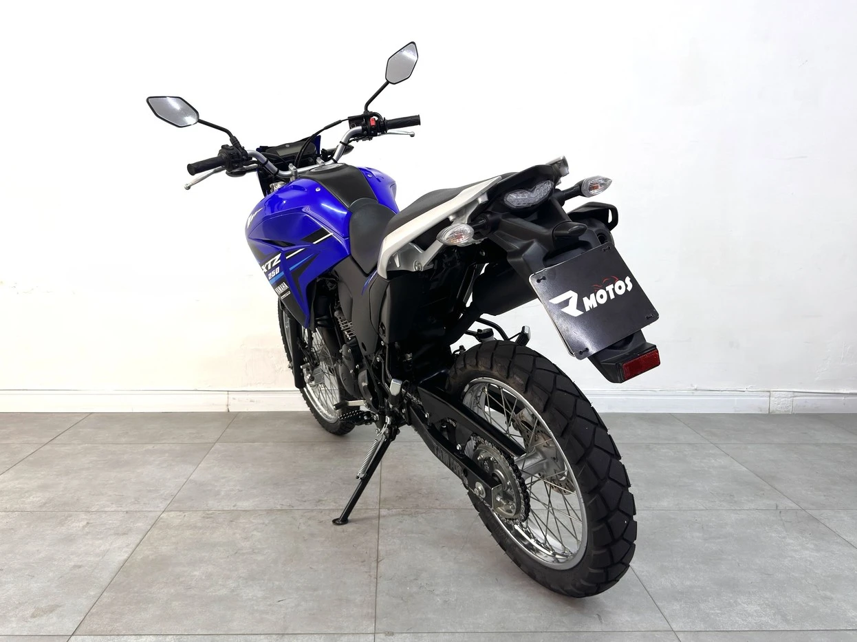 YAMAHA XTZ 250 LANDER CONNECTED