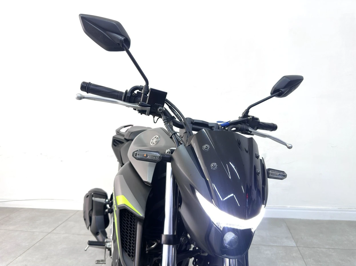 YAMAHA FZ25 FAZER ABS