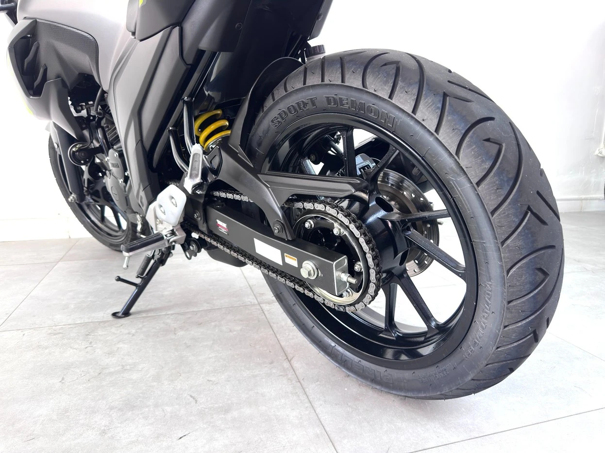 YAMAHA FZ25 FAZER ABS