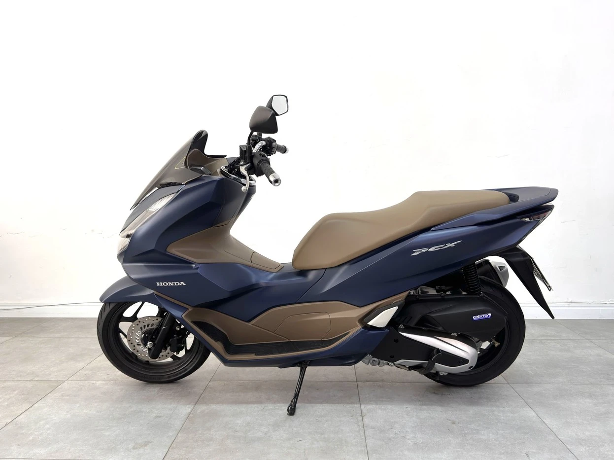 HONDA PCX DLX