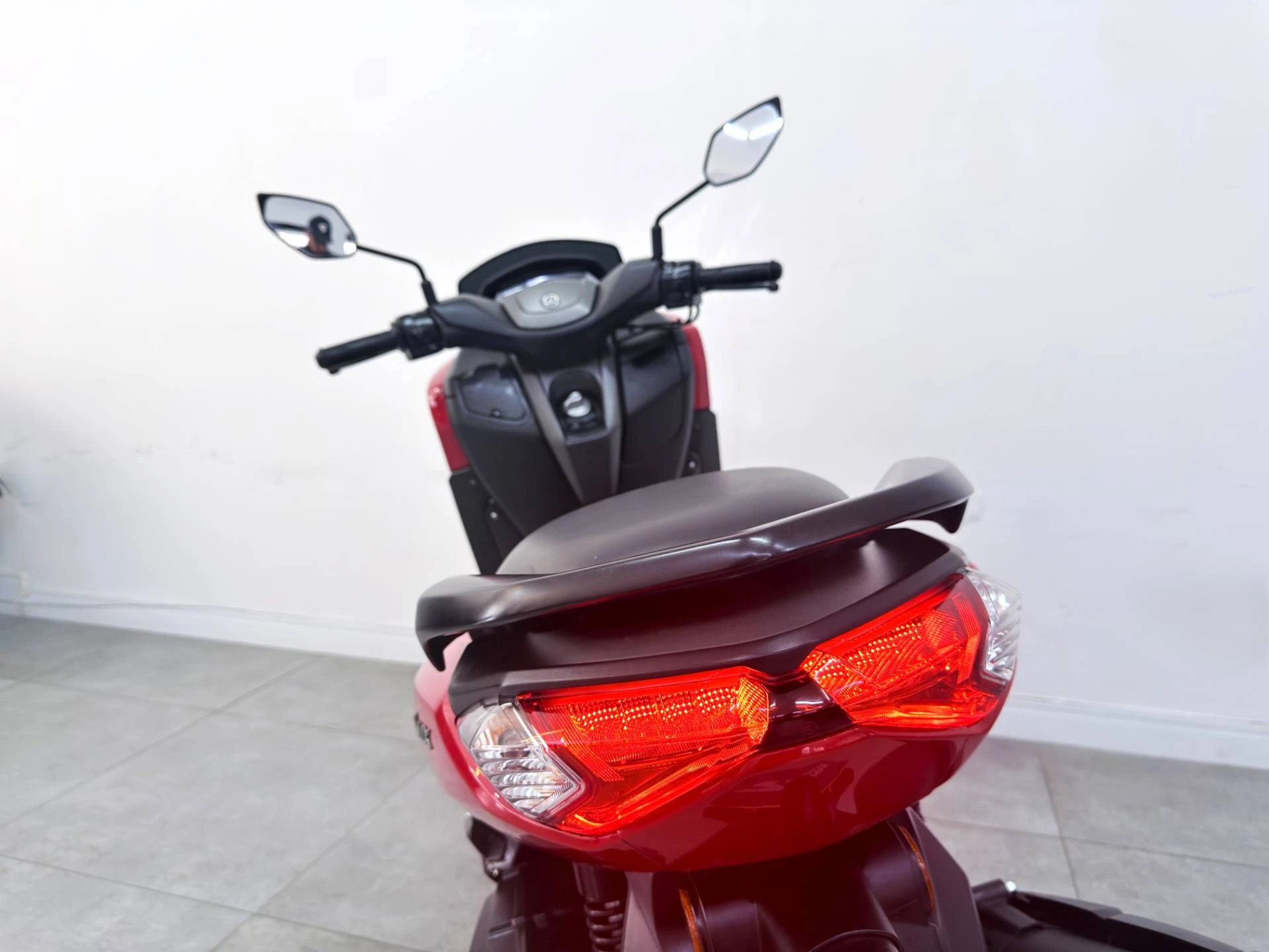 YAMAHA NMAX 160 ABS