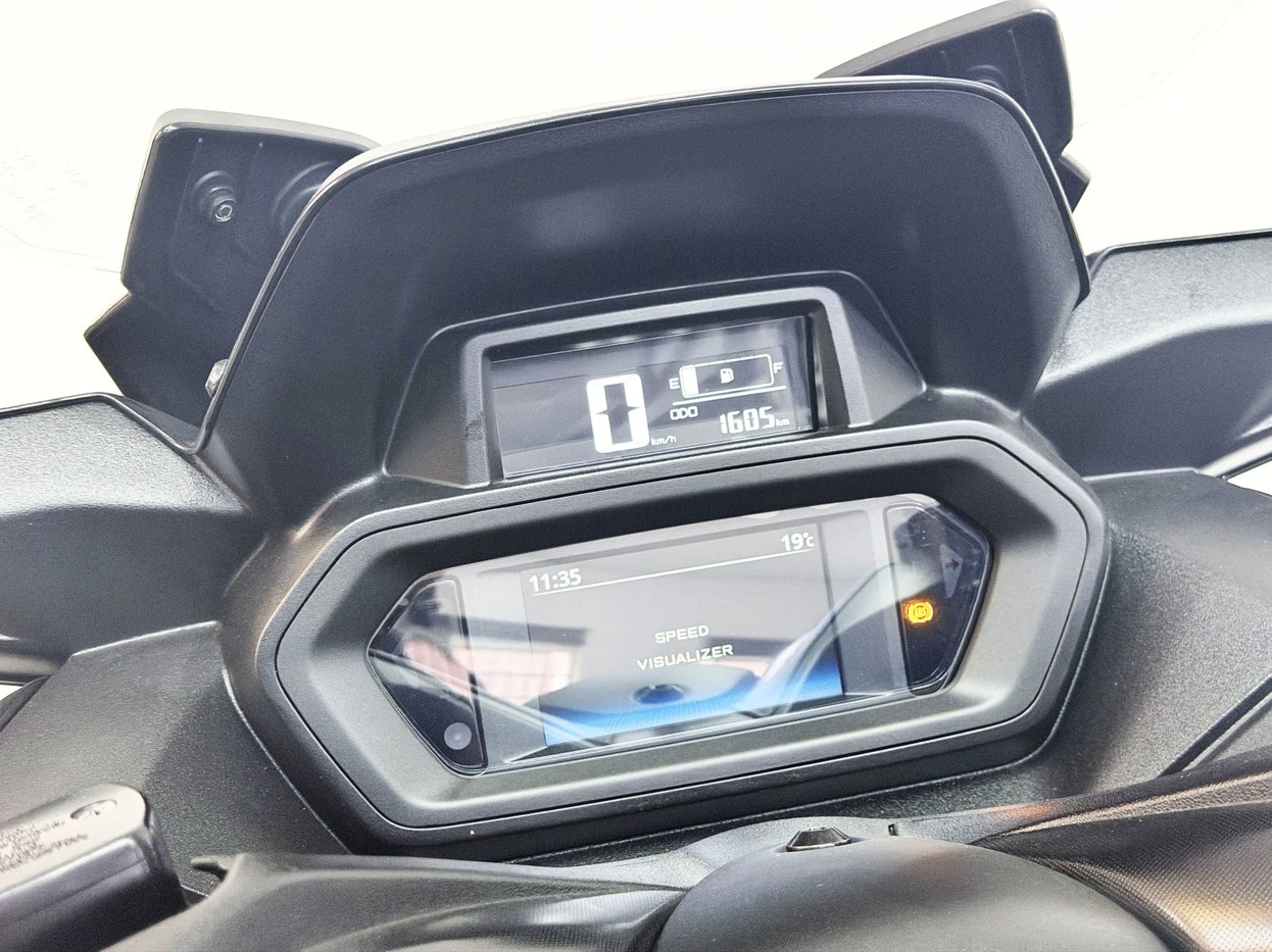 YAMAHA XMAX 250 CONNECTED ABS