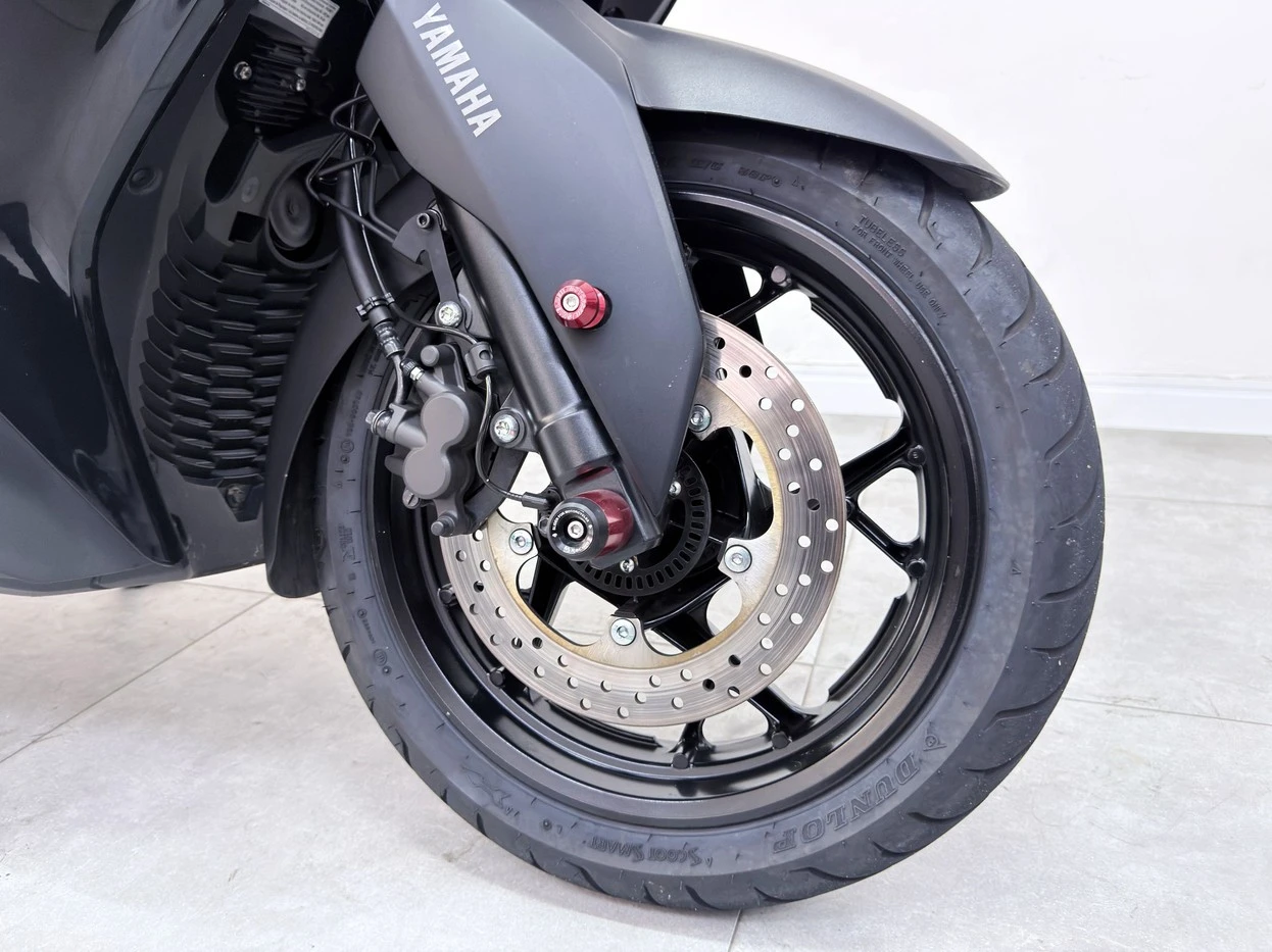 YAMAHA XMAX 250 CONNECTED ABS