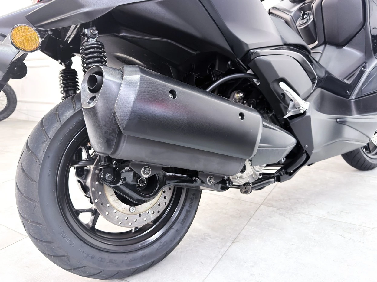 YAMAHA XMAX 250 CONNECTED ABS