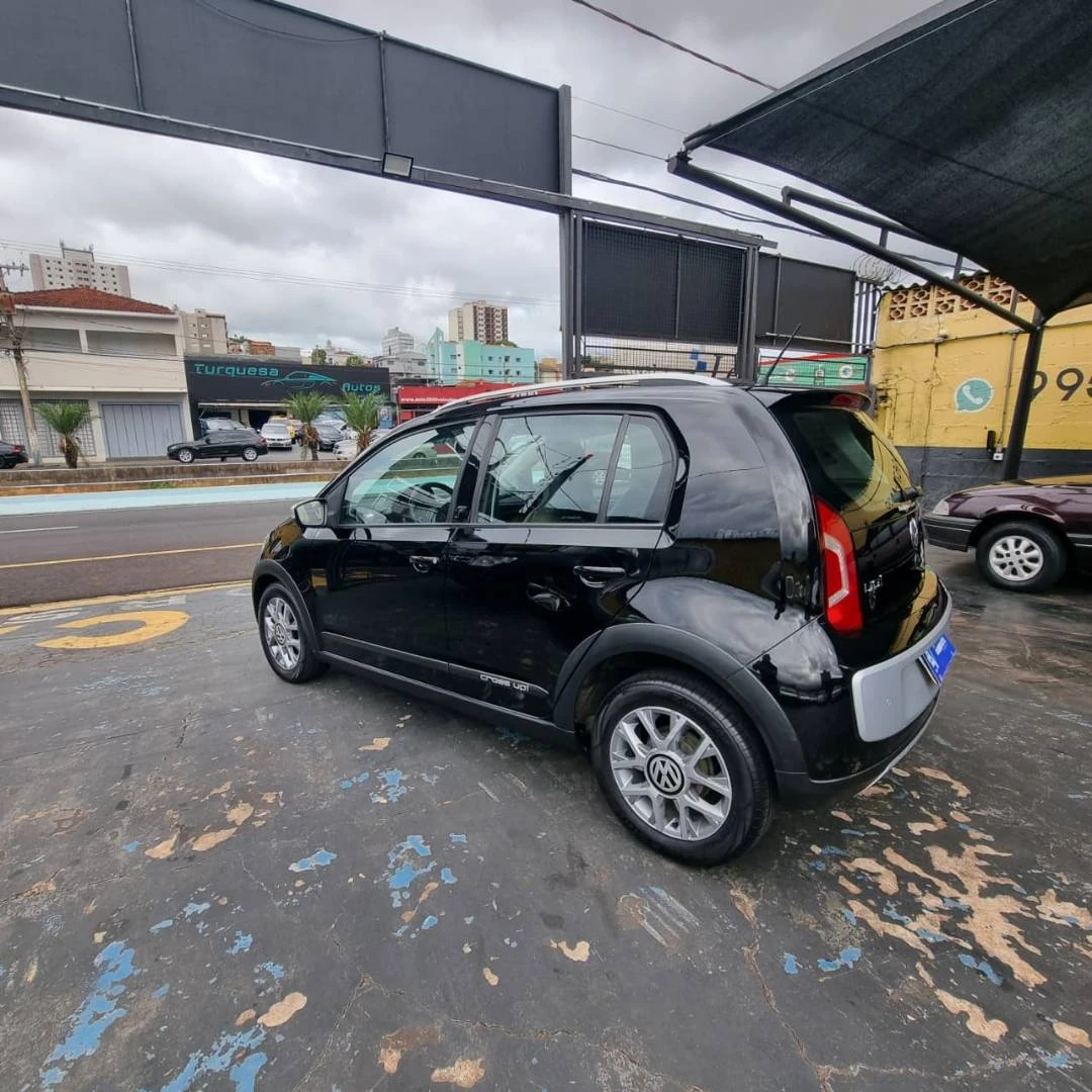 VOLKSWAGEN CROSS UP