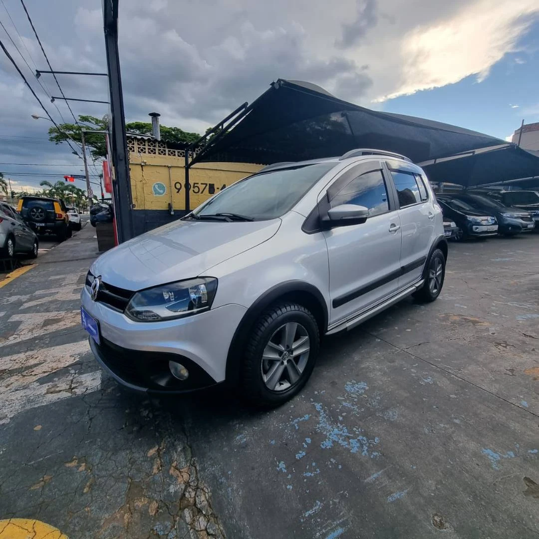 VOLKSWAGEN CROSSFOX