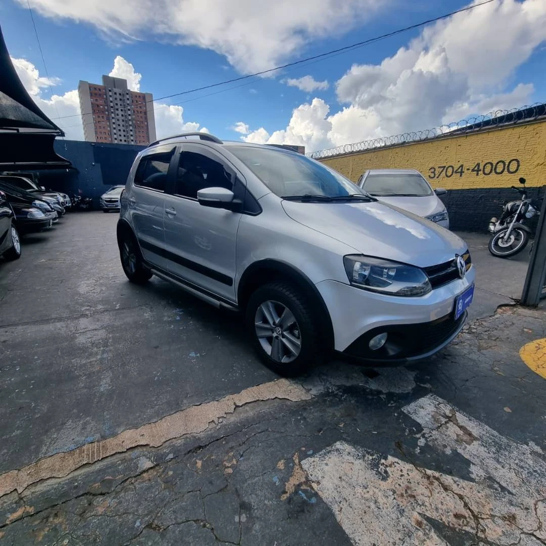 VOLKSWAGEN CROSSFOX