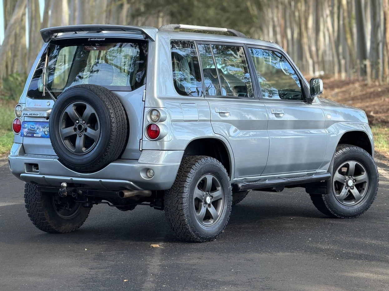 MITSUBISHI PAJERO TR4