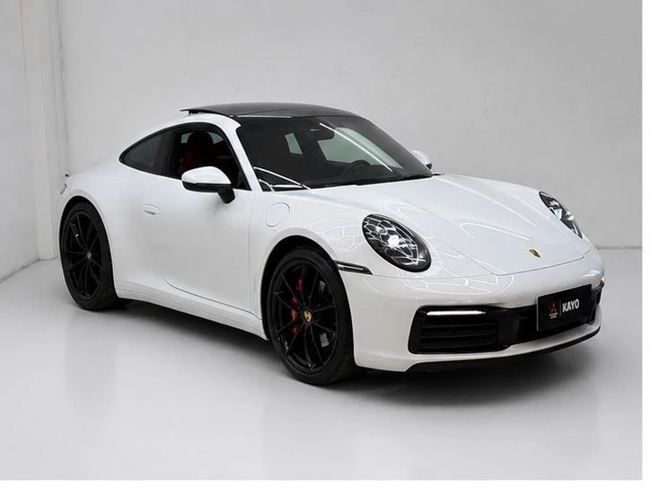 PORSCHE 911