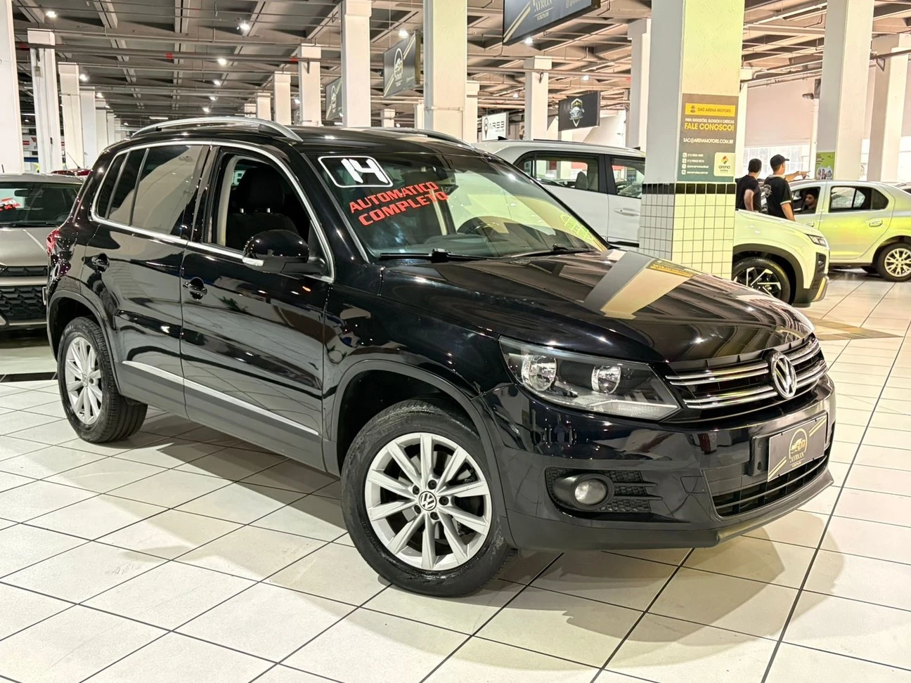 VOLKSWAGEN TIGUAN
