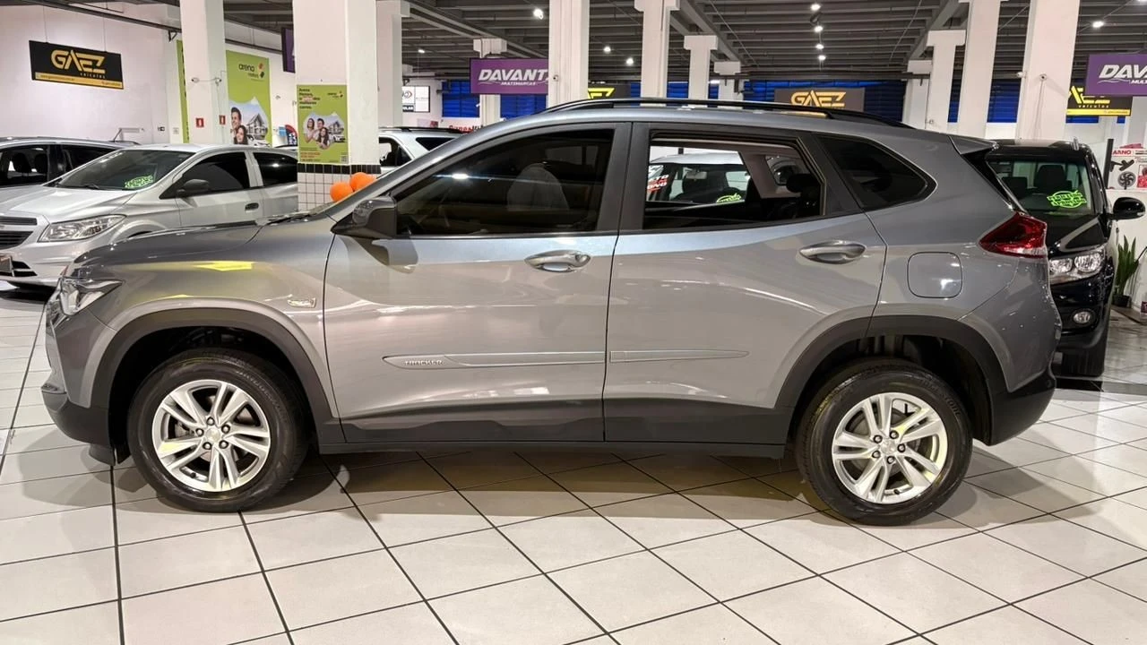 CHEVROLET TRACKER