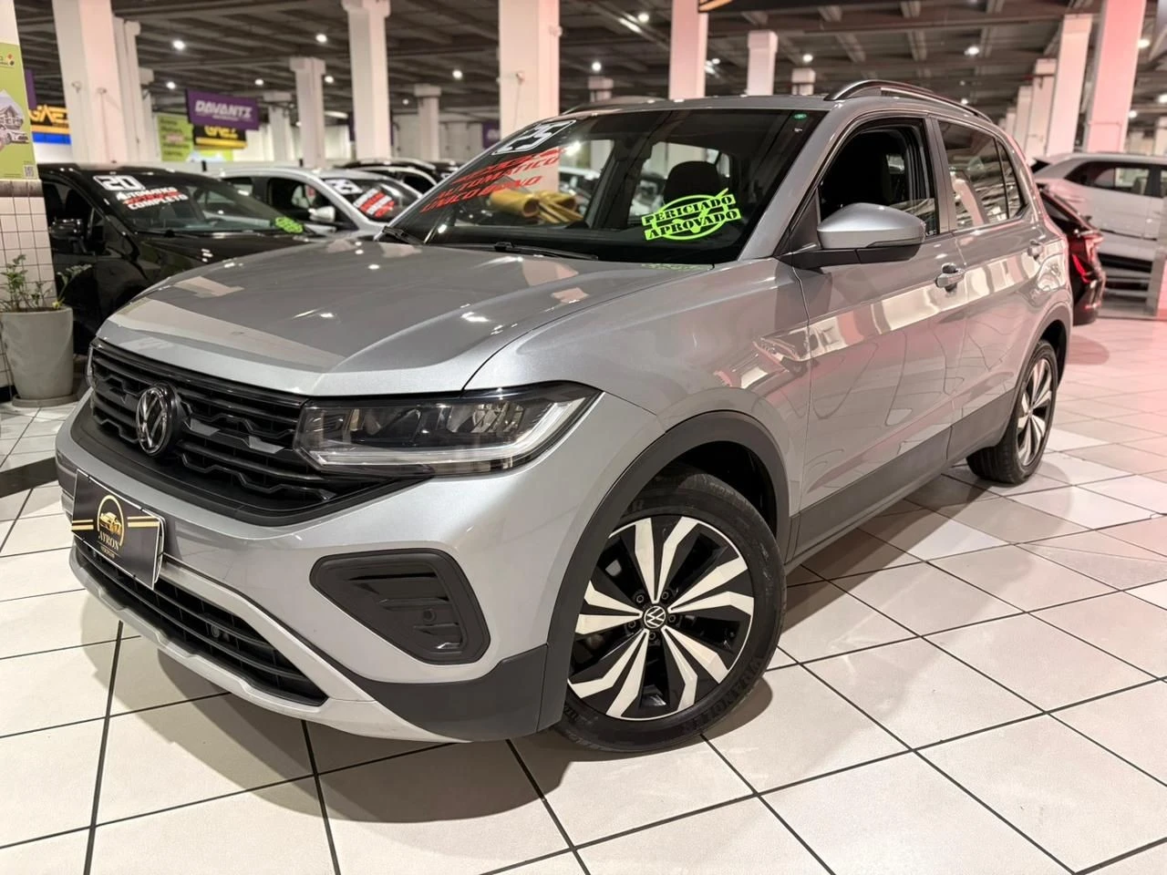 VOLKSWAGEN T-CROSS