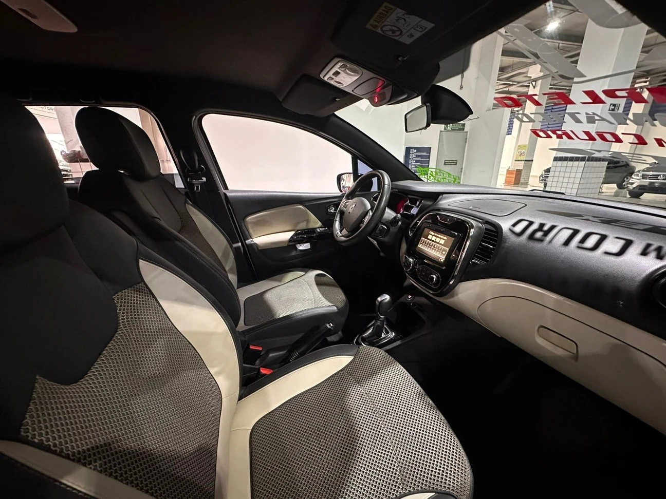 RENAULT CAPTUR
