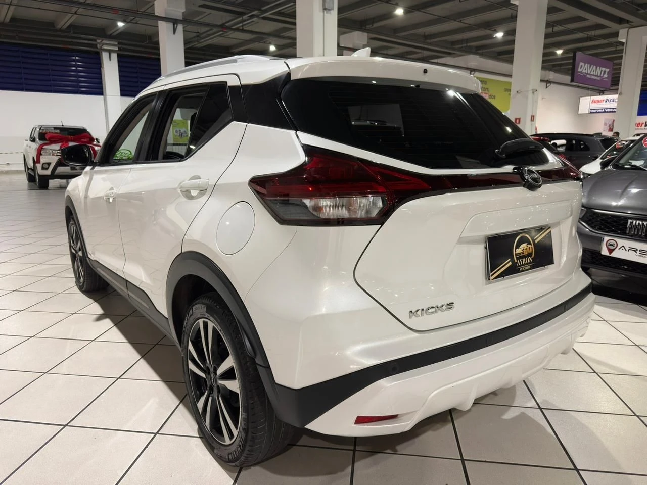 NISSAN KICKS