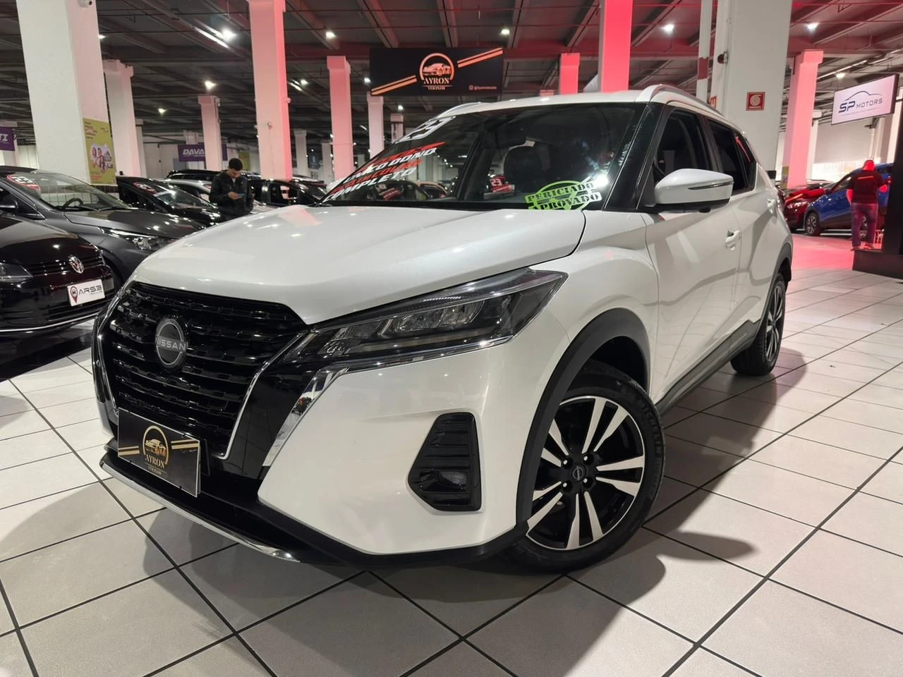 NISSAN KICKS