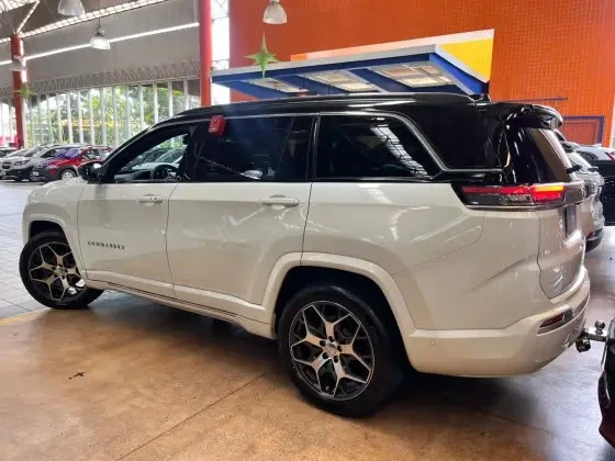 JEEP COMMANDER
