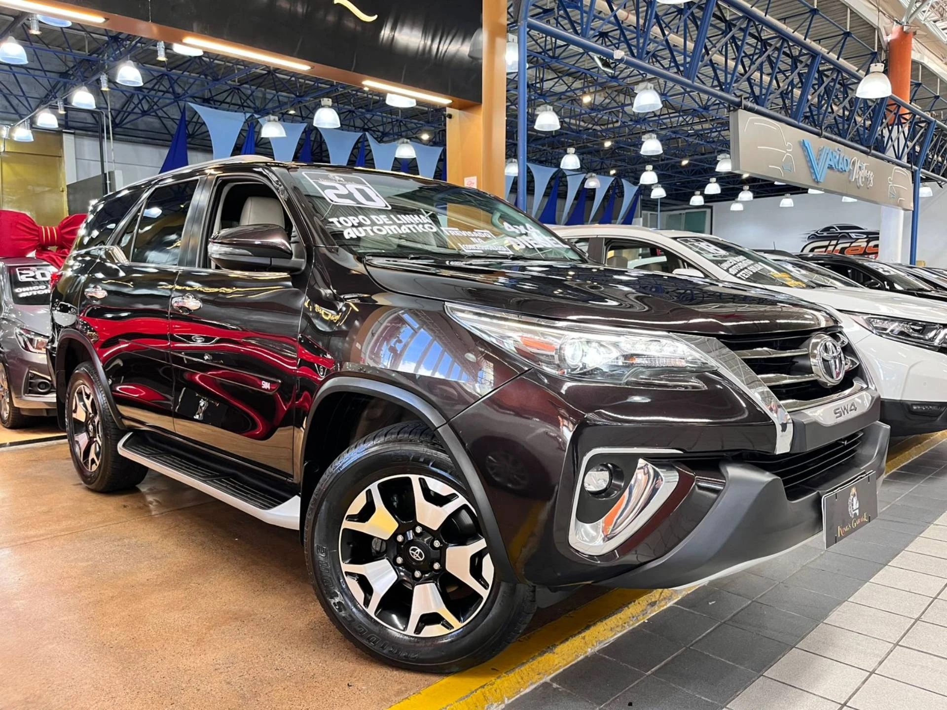 TOYOTA HILUX SW4