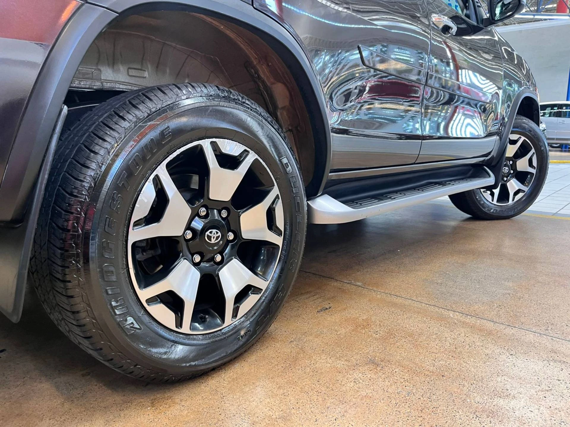 TOYOTA HILUX SW4