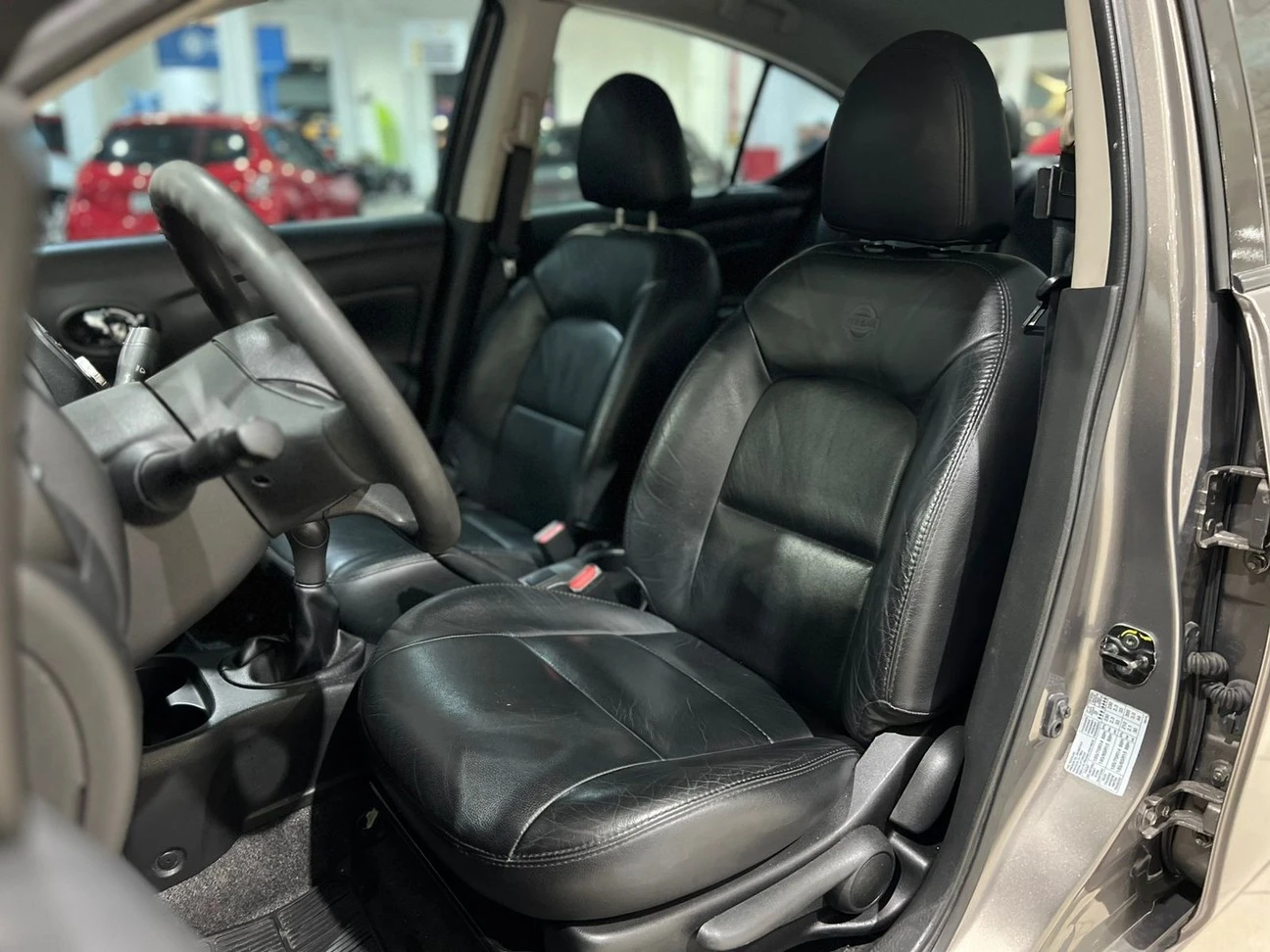 NISSAN VERSA