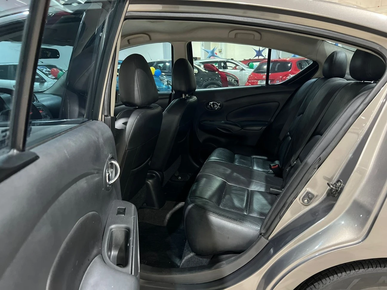 NISSAN VERSA