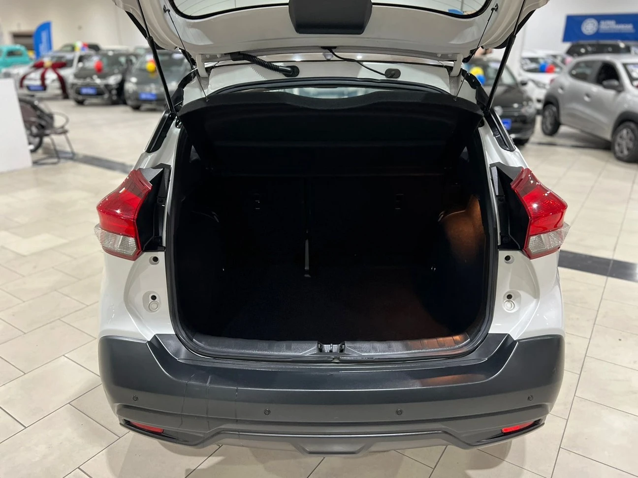 NISSAN KICKS