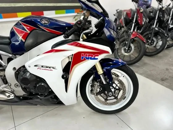 HONDA CBR 1000RR