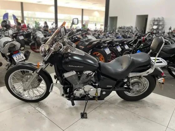 HONDA SHADOW 750