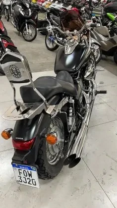 HONDA SHADOW 750