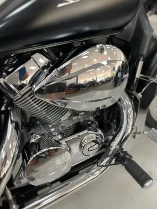 HONDA SHADOW 750