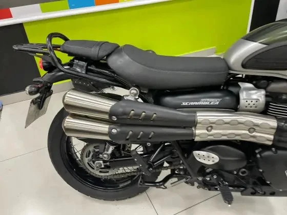 TRIUMPH STREET SCRAMBLER
