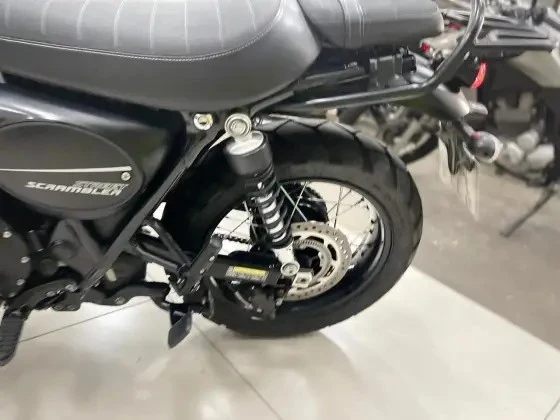 TRIUMPH STREET SCRAMBLER
