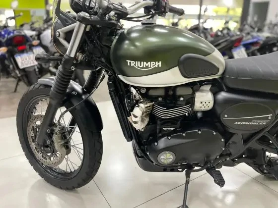 TRIUMPH STREET SCRAMBLER