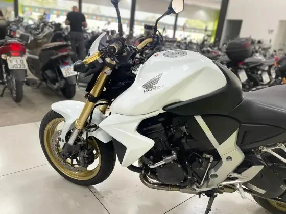 HONDA CB 1000R