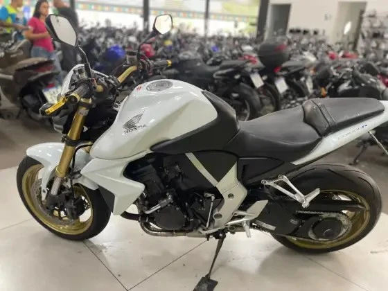 HONDA CB 1000R
