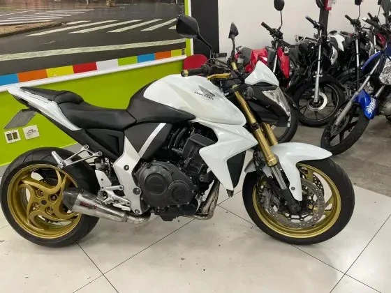 HONDA CB 1000R