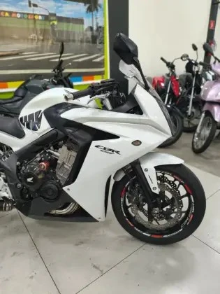 HONDA CBR 650F
