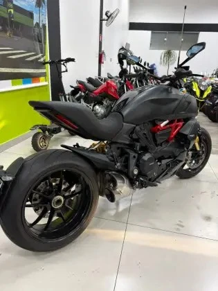 DUCATI DIAVEL 1260 S