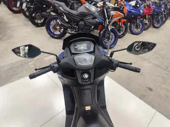 YAMAHA NMAX CONNECTED 160 ABS
