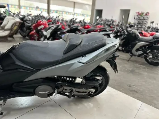 KYMCO AK 550I