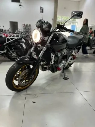 HONDA CB 1300 F SUPER FOUR