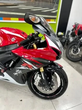 SUZUKI GSX R750 30 ANOS